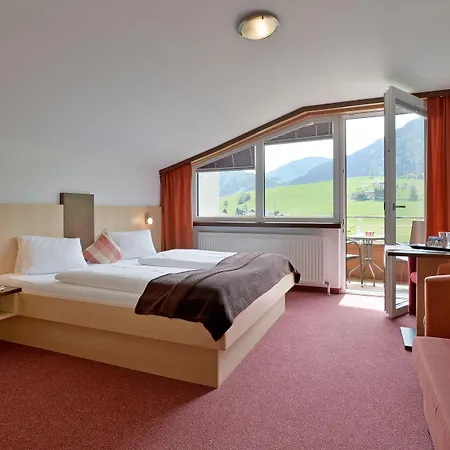 Garni Tirol 4*