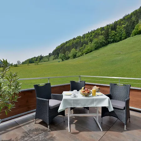 Garni Tirol Aparthotel 4*
