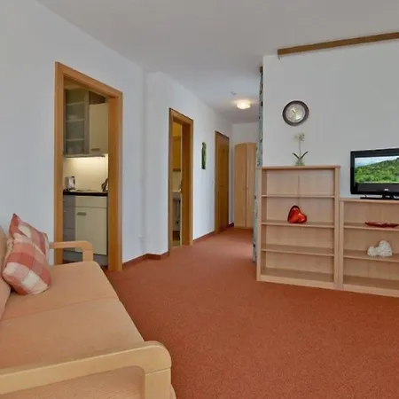 Garni Tirol 4*