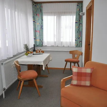 Garni Tirol Aparthotel