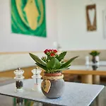 Aparthotel Garni Tirol 4*