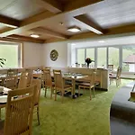 Garni Tirol 4*