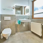 Garni Tirol Apartmanhotel 4*