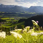 Garni Tirol Lägenhetshotell 4*