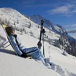 Garni Tirol 4*