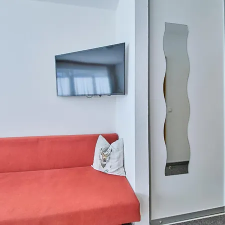 Aparthotel Garni Tirol 3*